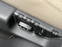 Volvo V70 2.5T LEDER ELK. VERSTELBARE BESTUURDERSSTOEL CRUISE CONTROL CLIMATE CONTROL BLUETOOTH TELEFOON 17" LICHTMETALEN VELGEN AFN. TREKHAAK ZEER MOOI !!