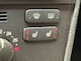 Volvo V70 2.5T LEDER ELK. VERSTELBARE BESTUURDERSSTOEL CRUISE CONTROL CLIMATE CONTROL BLUETOOTH TELEFOON 17" LICHTMETALEN VELGEN AFN. TREKHAAK ZEER MOOI !!