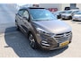 Hyundai Tucson 1.6 T-GDi Premium 4WD Trekhaak/Panoramadak/Stoel verwarming & ventilatie/Achteruitrijcamera/Elektrische verstelbare voorstoelen/Lederen bekleding/Lane assist/Cruise control/Dodehoek assistent/Navigatie/Bluetooth