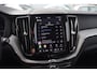 Volvo XC60 2.0 T6 Plug-in hybrid AWD Essential Bright | Pano | Leder | Camera |