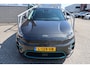 Kia Niro EV e-Niro ExecutiveLine 64 kWh Panoramadak/Verwarmbare & geventileerde voorstoelen/Verwarmbaar stuurwiel/Achteruitrijcamera/JBL audio/Apple carplay/Elektrisch verstelbare voorstoel/Adaptieve cruise control/Lane assist/Dodehoek assistent/parkeersensoren rondom