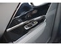 Kia Niro EV e-Niro ExecutiveLine 64 kWh Panoramadak/Verwarmbare & geventileerde voorstoelen/Verwarmbaar stuurwiel/Achteruitrijcamera/JBL audio/Apple carplay/Elektrisch verstelbare voorstoel/Adaptieve cruise control/Lane assist/Dodehoek assistent/parkeersensoren rondom
