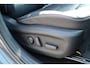 Kia Niro EV e-Niro ExecutiveLine 64 kWh Panoramadak/Verwarmbare & geventileerde voorstoelen/Verwarmbaar stuurwiel/Achteruitrijcamera/JBL audio/Apple carplay/Elektrisch verstelbare voorstoel/Adaptieve cruise control/Lane assist/Dodehoek assistent/parkeersensoren rondom
