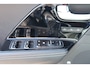 Kia Niro EV e-Niro ExecutiveLine 64 kWh Panoramadak/Verwarmbare & geventileerde voorstoelen/Verwarmbaar stuurwiel/Achteruitrijcamera/JBL audio/Apple carplay/Elektrisch verstelbare voorstoel/Adaptieve cruise control/Lane assist/Dodehoek assistent/parkeersensoren rondom