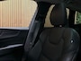 Volvo XC60 T8 AWD Recharge Plus Bright | Trekhaak | 360° Camera | Harman Kardon | 455pk | All Season banden | Adaptieve Cruise Control | Stoelverwarming voor+achter | Stuurwielverwarming | Standkachel met Volvo On Call App | Full LED Meesturende koplampen | Pilot Assist | BLIS Dode Hoek Detectie | Elektrische voorstoelen geheugen | Lederen bekleding | Zitting verlenging voorstoelen | Schuifdak | Google Infotainment | 19 Inch | Keyless Drive | Parkeersensoren voor+achter | Privacy Glass | Alarm Klasse III | DAB Radio | Apple Carplay/Android Auto | Draadloos telefoon opladen | Volvo On Call met mobiele App functie | Onyx Black Metallic |