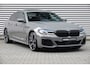 BMW 5-Serie 530i High Executive Edition M-Pakket | Schuifdak | Achterasbesturing | Ventilatie | Laser | HUD | Soft Close | H&K | Memory |