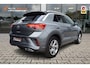 Volkswagen T-Roc 1.5 TSI R-Line | ACC | Camera | Trekhaak | Fabrieksgarantie