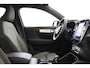 Volvo XC40 B4 (M-HYBRID) PLUS DARK -HARMAN/KARDON|CAMERA|ADAP.CRUISE|POWER-SEATS|VERW.VOORRUIT|TREKHAAK|19"