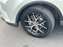 Toyota RAV4 2.5 Hybrid AWD Style | Trekhaak | All-season | Dodehoeksensor | Elektrische bestuurdersstoel |