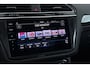 Volkswagen Tiguan 1.5 TSI ACT Comfortline Business | Panoramadak | Org NL | Camera | CarPlay | Digital Cockpit | Stoelverwarming |