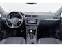 Volkswagen Tiguan 1.5 TSI ACT Comfortline Business | Panoramadak | Org NL | Camera | CarPlay | Digital Cockpit | Stoelverwarming |