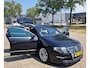 Volkswagen Passat Variant 2.0 Comfortline NAVI LEDER PSENSOR CRUISE TREKHAAK 2 X SLEUTELS