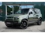 Land Rover Defender 2.0 P300e 110 X-Dynamic PHEV HSE l Woolstone metallic l Black pack l Cold Climate Pack | Stoel ventilatie l Trekhaak l