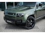 Land Rover Defender 2.0 P300e 110 X-Dynamic PHEV HSE l Woolstone metallic l Black pack l Cold Climate Pack | Stoel ventilatie l Trekhaak l