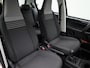 Volkswagen Up! 1.0 65pk | Airco | elektrische ramen voor | DAB ontvanger | rijstrooksensor | telefoonintegratie |