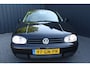Volkswagen Golf 1.6-16V Highline - AIRCO - 5 DEURS