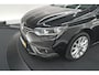 Renault Megane Estate TCe 140 EDC Limited | 1.700 KG Trekgewicht | Trekhaak | Camera