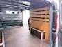 Renault Trafic 1.6dCi T29 L2H1 3-Persoons Trekhaak Euro 6 Navi Airco Cruise Control Bluetooth Pdc Comfort Regen-Lichtsensor Betonplex Vloer Lat om Lat Wandbetimmering Schuifdeur 2.000KG Trekgewicht Origineel Nederlandse Auto