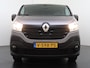 Renault Trafic 1.6dCi T29 L2H1 3-Persoons Trekhaak Euro 6 Navi Airco Cruise Control Bluetooth Pdc Comfort Regen-Lichtsensor Betonplex Vloer Lat om Lat Wandbetimmering Schuifdeur 2.000KG Trekgewicht Origineel Nederlandse Auto