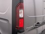 Renault Trafic 1.6dCi T29 L2H1 3-Persoons Trekhaak Euro 6 Navi Airco Cruise Control Bluetooth Pdc Comfort Regen-Lichtsensor Betonplex Vloer Lat om Lat Wandbetimmering Schuifdeur 2.000KG Trekgewicht Origineel Nederlandse Auto