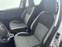 Toyota Yaris 1.5 Hybrid Y20 Limited | Bi-Tone | Parkeersensoren achter | Navi | L.M. velgen | Cruise control |