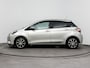 Toyota Yaris 1.5 Hybrid Y20 Limited | Bi-Tone | Parkeersensoren achter | Navi | L.M. velgen | Cruise control |