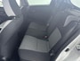 Toyota Yaris 1.5 Hybrid Y20 Limited | Bi-Tone | Parkeersensoren achter | Navi | L.M. velgen | Cruise control |