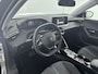 Peugeot e-2008 EV Allure 50 kWh | ACCU: 92% | Navigatie | Lichtmetalen velgen | Parkeersensoren | Cruise control |