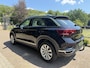 Volkswagen T-Roc 1.5 TSI Sport | DSG | Pano | Camera | Trekhaak | CarPlay | Blind Spot | Keyless |