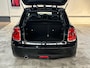 MINI Cooper 3-Deurs 1.5 Chili | Parkeersensoren v+a | Panoramadak | 17 inch | LED | NL auto | 1e eigenaar |