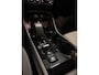Volvo XC40 T4 Recharge Plus Bright | Trekhaak | Harman Kardon | All Season banden | Bestuurdersstoel elektrisch geheugen | Adaptieve Cruise Control | Stoel en Stuurwielverwarming | Parkeercamera | Pilot Assist | BLIS Dode Hoek Detectie | Parkeersensoren voor+achter | Passagiersstoel elektrisch | 18 Inch | Zitting velenging voorstoelen | Climate Control L+R | Regensensor | Privacy Glass | Automatisch dimmende binnen en buitenspiegels | Elektrisch bedienbare achterklep | DAB Radio | Draadloos telefoon opladen | Apple Carplay/Android Auto | Onyx Black Metallic |