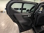Volvo XC40 T4 Recharge Plus Bright | Trekhaak | Harman Kardon | All Season banden | Bestuurdersstoel elektrisch geheugen | Adaptieve Cruise Control | Stoel en Stuurwielverwarming | Parkeercamera | Pilot Assist | BLIS Dode Hoek Detectie | Parkeersensoren voor+achter | Passagiersstoel elektrisch | 18 Inch | Zitting velenging voorstoelen | Climate Control L+R | Regensensor | Privacy Glass | Automatisch dimmende binnen en buitenspiegels | Elektrisch bedienbare achterklep | DAB Radio | Draadloos telefoon opladen | Apple Carplay/Android Auto | Onyx Black Metallic |