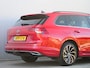 Volkswagen Golf 1.5 eTSI Style 150 Pk Automaat Navi / DAB / Apple Carplay / Trekhaak