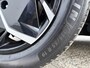 Hyundai Ioniq 5 Lounge 73 kWh / Trekhaak / Stoel & Stuurwiel verwarming / Stoelventilatie voorstoelen / Elektrische stoel bediening / 360 graden Camera /