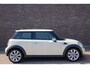 MINI Cooper 3-Deurs 1.6 One Chili, navigatie, airco, 17'Velgen, prachtige auto