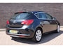 Opel Astra 1.4 Turbo Blitz, keurige auto, navigatie, sportvelgen, 5 deurs, zwart/zwart