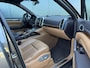 Porsche Cayenne 4.8 S 3e Eigenaar - Schuifdak - Volle Uitvoering - Luchtvering - Leder Dashboard