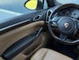 Porsche Cayenne 4.8 S 3e Eigenaar - Schuifdak - Volle Uitvoering - Luchtvering - Leder Dashboard