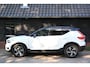 Volvo XC40 2.0 T5 AWD R-Design Intro Edition Panorama-Elek,Dak/360 Camera/Blis/Trekhaak uitklapbaar