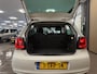 Volkswagen Polo 1.4-16V Comfortline * Automaat / Stoelverwarming / Airco / LM Velgen *