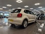 Volkswagen Polo 1.4-16V Comfortline * Automaat / Stoelverwarming / Airco / LM Velgen *