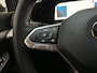 Volkswagen Golf 1.0 eTSI 110pk DSG Life Business Parkeersensoren Stoelverwarming Navigatie App-Connect