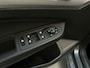 Volkswagen Golf 1.0 eTSI 110pk DSG Life Business Parkeersensoren Stoelverwarming Navigatie App-Connect