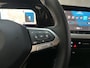 Volkswagen Golf 1.0 eTSI 110pk DSG Life Business Parkeersensoren Stoelverwarming Navigatie App-Connect