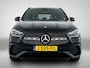 Mercedes-Benz GLA 200 AMG Line | Panorama schuifdak | Bahia bruin leder | Night pakket | Sfeerverlichting | Inclusief 24 maanden Mercedes-Benz Certified garantie voor Europa.
