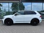 Volkswagen Tiguan 1.5 TSI ACT Highline Business R - Pano/Schuifdak- Leder - Navi - Afn.Trekhaak - Virt.Cockpit