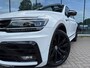 Volkswagen Tiguan 1.5 TSI ACT Highline Business R - Pano/Schuifdak- Leder - Navi - Afn.Trekhaak - Virt.Cockpit