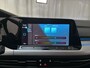 Volkswagen Golf 1.0 TSI 110pk Life Sfeerverlichting Navigatie Parkeersensoren