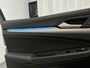 Volkswagen Golf 1.0 TSI 110pk Life Sfeerverlichting Navigatie Parkeersensoren