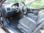 Peugeot 407 2.0-16V XS 136 PKK !!! Ecc Cruisecontrol Leer/Stof Sportstoelen Xenon Navigatie Lm Velgen Trekhaak